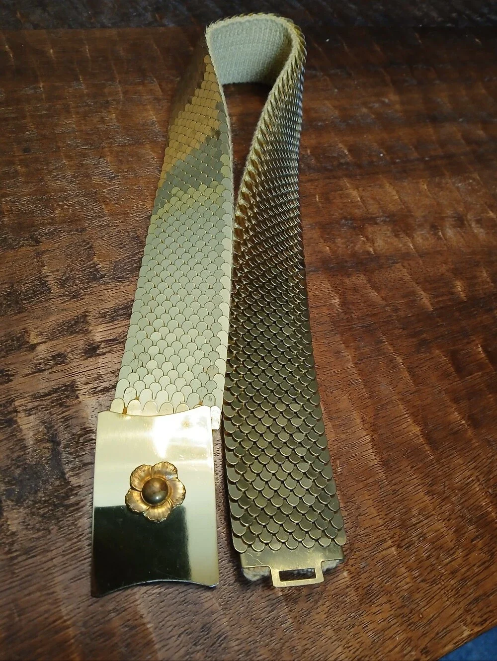 Vintage Snakescale Gold Tone Stretch Belt - Picture 3 of 8